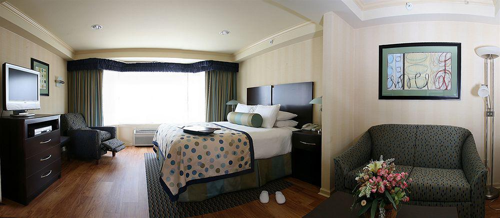 Hotel Strata Mountain View Room photo